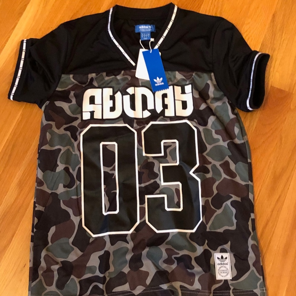 NWT ADIDAS ORIGINAL camouflage JERSEY TOP SMALL